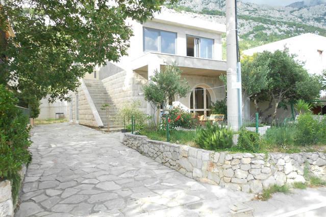 Holiday Home With Free Parking By The Beach Брела Стая снимка